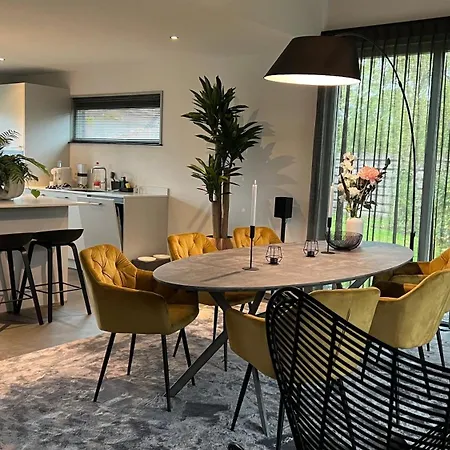 Aryve In See-, Strand- Und Golfplatznaehe Inklusive Netflix, Bad En Und Wohlfuehlgarantie *