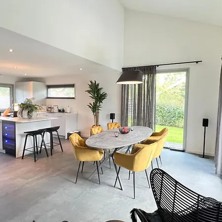 Aryve In See-, Strand- Und Golfplatznaehe Inklusive Netflix, Bad En Und Wohlfuehlgarantie *