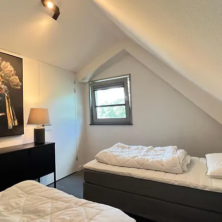 Aryve In See-, Strand- Und Golfplatznaehe Inklusive Netflix, Bad En Und Wohlfuehlgarantie * Dirkshorn