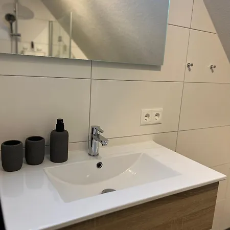 Villa Aryve In See-, Strand- Und Golfplatznaehe Inklusive Netflix, Bad En Und Wohlfuehlgarantie Dirkshorn