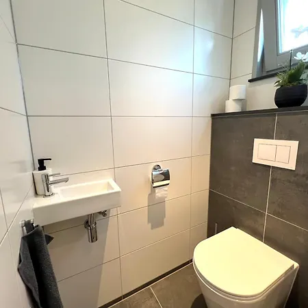 Aryve In See-, Strand- Und Golfplatznaehe Inklusive Netflix, Bad En Und Wohlfuehlgarantie Dirkshorn