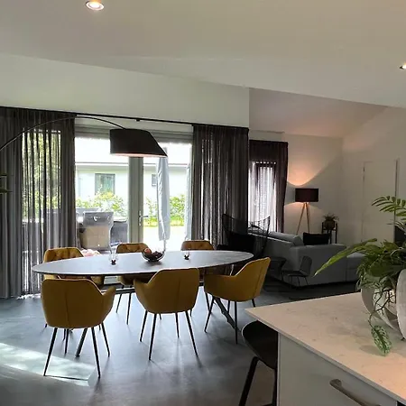 Aryve In See-, Strand- Und Golfplatznaehe Inklusive Netflix, Bad En Und Wohlfuehlgarantie Villa Dirkshorn